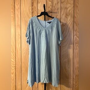 Davi & Dani Plus Size Embroidered Shift Dress